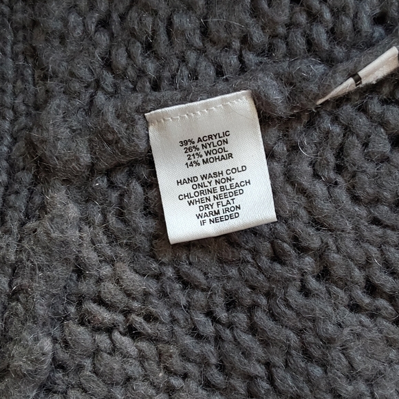 Loft wool turtleneck poncho XL - Picture 3 of 3